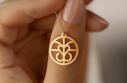 Diseñado para ti | Collar con Monograma a Medida